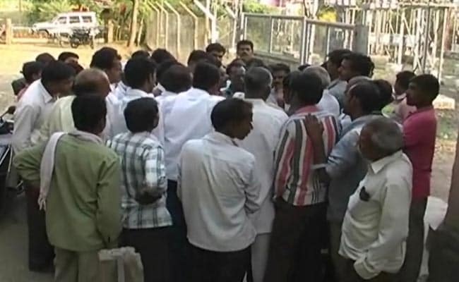 Farmer Attempts Suicide at Power Company Office in Maharashtra