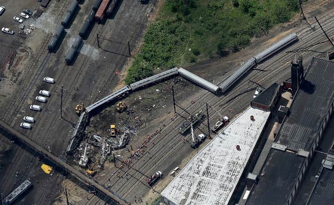 Amtrak Train in Philadelphia Wreck was Moving at Twice Speed Limit