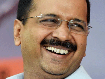 प्रियदर्शन की बात पते की : कहीं चेहरा न चूर-चूर हो जाए