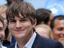 Ashton Kutcher Did This as a Surprise For His Mother