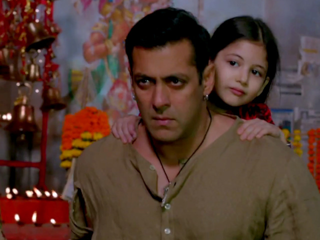 As <i>Bajrangi Bhaijaan</i>, Salman Khan is a Hanuman Devotee and Man on a Mission