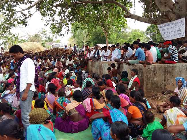 बस्तर में अल्ट्रा मेगा स्टील प्लांट के खिलाफ विरोध प्रदर्शन शुरू