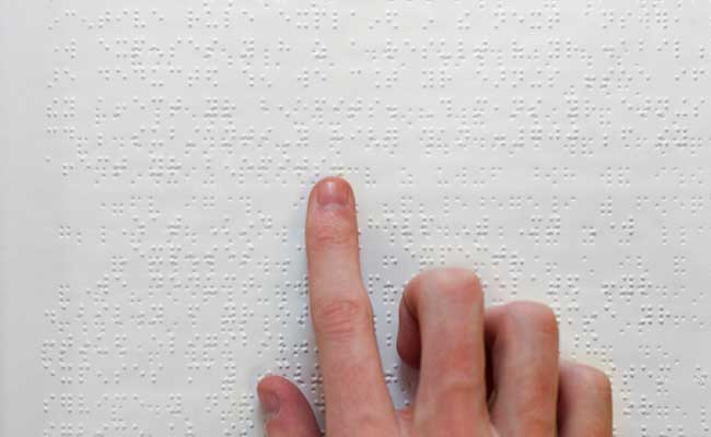 13-Year-Old Indian-Origin Teen in US Develops Device to Help Blind