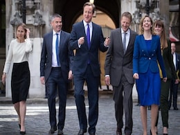 Kisses and First-Day Euphoria as New British Lawmakers Arrive Kisses and First-Day Euphoria as New British Lawmakers Arrive