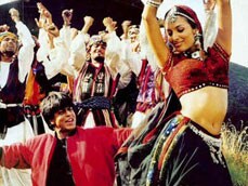 Shah Rukh Khan Loves This Mash-Up of <i>Chaiyya Chaiyya</i> and MJ