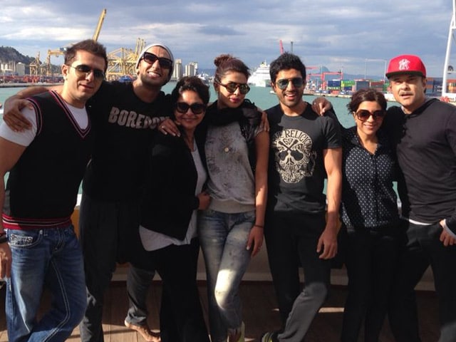 Dil Dhadakne Do Team to Promote Film at IPL Final