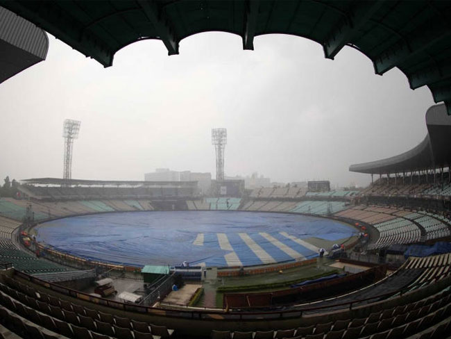 जानिए, कोलकाता के ईडन गार्डन्स में भीड़ ने कब-कब रोके मैच