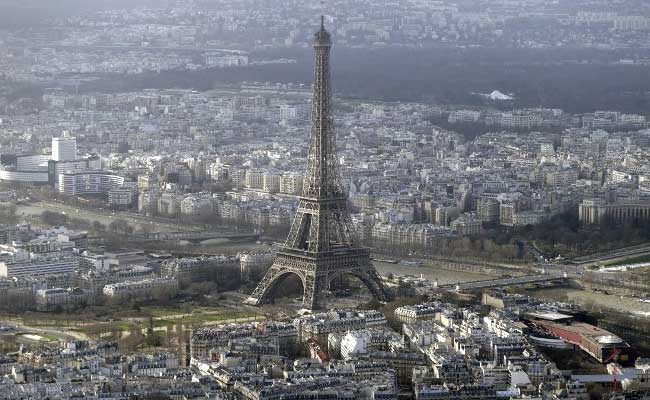 Strike Shuts Eiffel Tower To Tourists Again