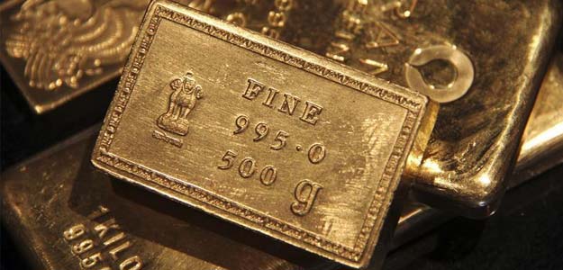 Gold Holds Near $1,170; Greece, Dollar Eyed for Cues