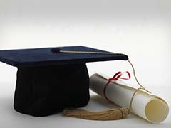 UK University Bans Traditional Throwing Of Graduation Hats