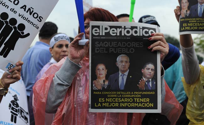 Guatemalans Push for Resignation of President Otto Perez