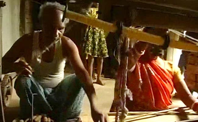 No Changes to Handloom Law, Assures Government, As Weavers Panic