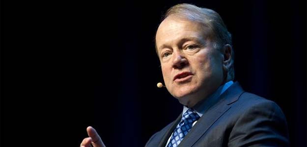 Cisco's Chambers to Step Down as CEO
