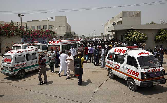 'Kill Them All,' a Gunman Shouted', Says a Woman Passenger on Karachi Bus