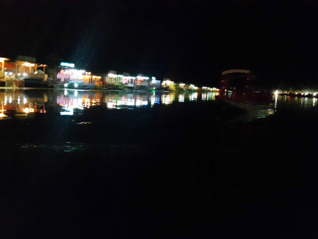 संजय किशोर की कश्मीर डायरी-2 : हीर रांझा, झेलम और लाल चौक