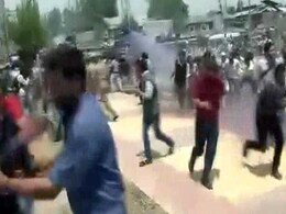 Protesting Government Employees Clash With Police in Srinagar Protesting Government Employees Clash With Police in Srinagar