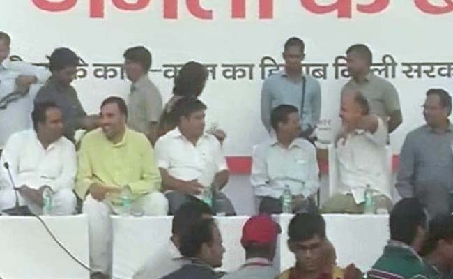 In Public Cabinet Meeting Arvind Kejriwal Vows to Take Back Powers From Centre: 10 Facts