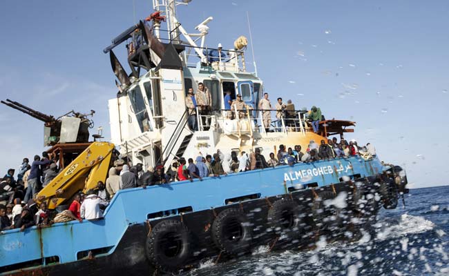 Around 6,800 Migrants Rescued, Baby Girl Born on Italian Navy Ship