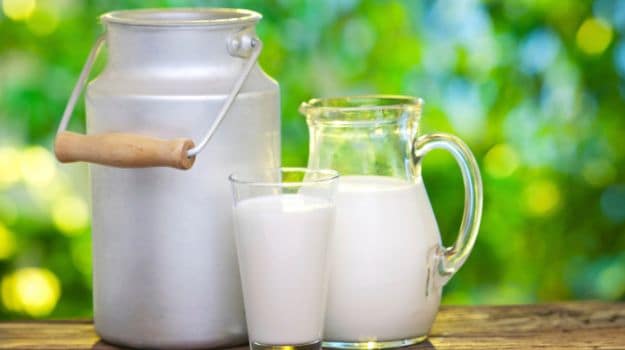 Raw Milk Versus Pasteurized Milk Which One Should You Pick Ndtv Food