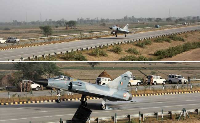 Air Force May Soon Land Fighter Planes on Highways