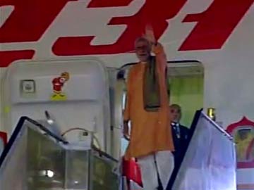 चीन के लिए रवाना हुए पीएम मोदी, रिश्तों को मजबूत बनाने की होगी कोशिश