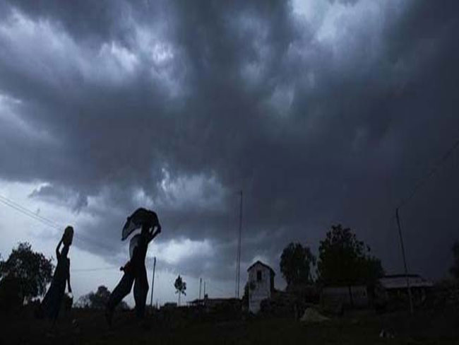 India's Monsoon Deficiency Has Dropped by 3%: Weather Office