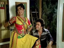 After Moushumi Chatterjee Called Him a 'Spoilt Brat,' Rishi Kapoor Said This