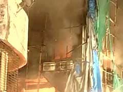 2 Firemen Killed, 2 Injured as Burning 4-Storey Building Collapses in Mumbai's Kalba Devi