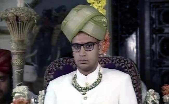 In Mysore, a 'Coronation' With Gem-Studded Crown for a 23-Year-Old