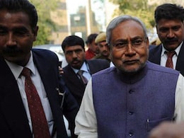 नेपाल में भूस्खलन के बाद बिहार के पांच जिलों में बाढ़ का खतरा, सरकार ने कहा, घबराएं नहीं नेपाल में भूस्खलन के बाद बिहार के पांच जिलों में बाढ़ का खतरा, सरकार ने कहा, घबराएं नहीं