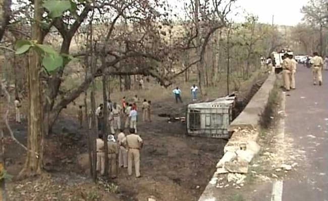 21 Burnt to Death After Bus Falls From Bridge in Madhya Pradesh