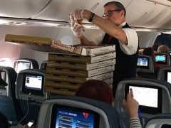 Job Well Done: Pilot Orders Pizzas to Calm Angry Passengers on a Delayed Flight