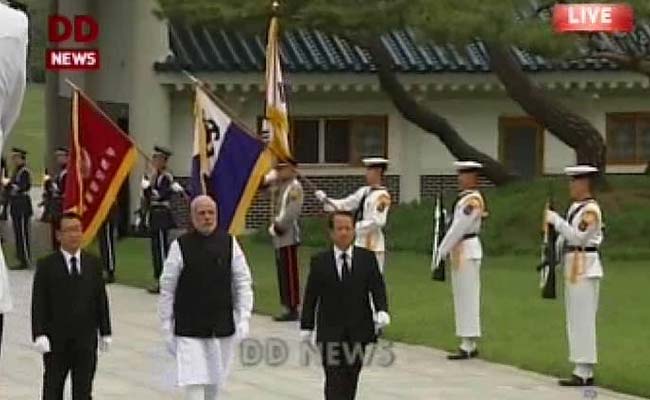 PM Narendra Modi in Seoul, Will Talk Trade With President Park Geun-Hye