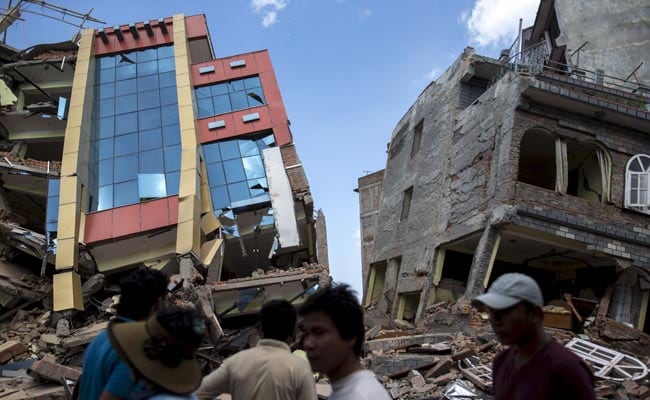 Nepalis Relive Terror as New Earthquake Strikes