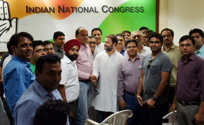 After 'Pro-Rich' and 'Pro-Corporate', Rahul Gandhi Now Brands BJP 'Pro-Builder' Over Real Estate Bill