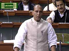 Gandhis Thump Approval After Rajnath Singh's Gesture of Courtesy