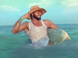 Ranveer Singh's Shark Ad That Outraged PETA to Carry a Disclaimer Ranveer Singh's Shark Ad That Outraged PETA to Carry a Disclaimer