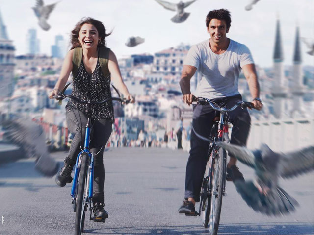 <i>Dil Dhadakne Do</i>. Ranveer, Anushka do Just That in New Poster