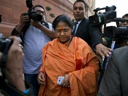 दो साल पहले मनमोहन सिंह चुप्पी तोड़ते तो नहीं होते कई घोटाले : केंद्रीय मंत्री निरंजन ज्योति दो साल पहले मनमोहन सिंह चुप्पी तोड़ते तो नहीं होते कई घोटाले : केंद्रीय मंत्री निरंजन ज्योति