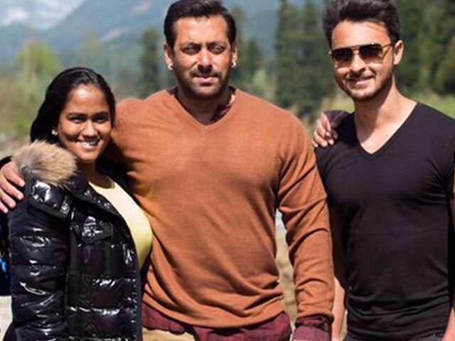 Salman and Khans to Attend Arpita's Reception in Mandi