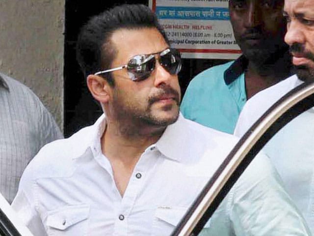 Support Pours in From Bollywood a Day Before Salman Khan's Bail Plea is Heard by Court