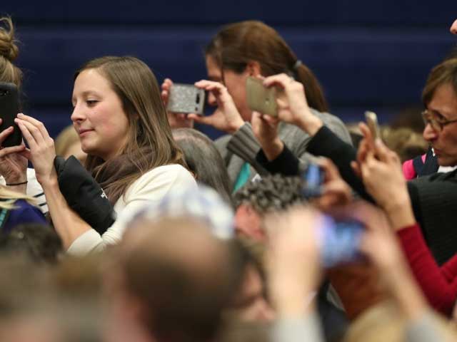 यह लेंस लगाया तो माइक्रोस्कोप का भी काम करेगा स्मार्टफोन