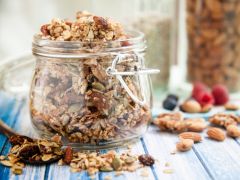 Protein Snacks: The Smart Way to Keep a Check on Obesity in Kids Protein Snacks: The Smart Way to Keep a Check on Obesity in Kids