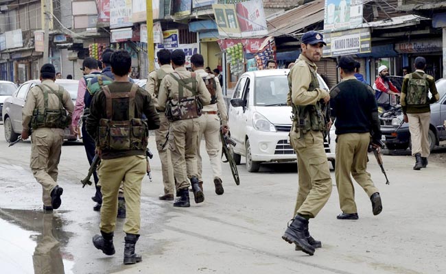 Mobile Towers Targeted by Terrorists in Jammu and Kashmir Restored by Police