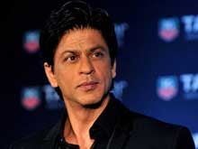 Shah Rukh Khan Braves Knee Pain to Film Garba Sequence in <i>Raees</i>