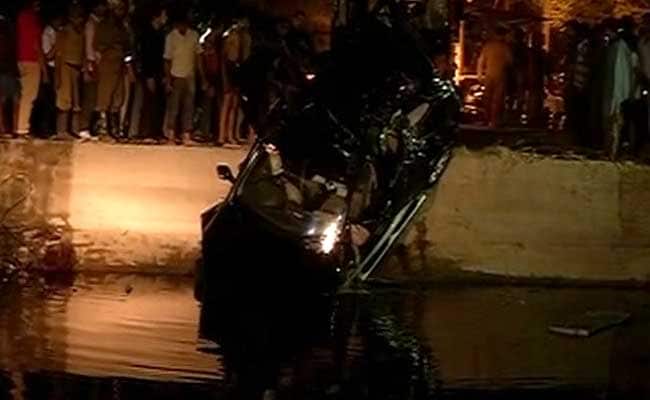 2 Brothers Killed as Speeding SUV Plunges Into Drain in East Delhi