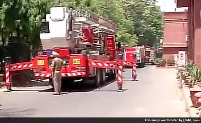 Delhi Fire Chief Identifies Traffic Jams As Biggest Challenge