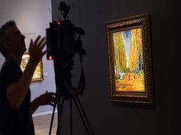 Van Gogh Painting Fetches $ 66 Million at New York Auction Van Gogh Painting Fetches $ 66 Million at New York Auction