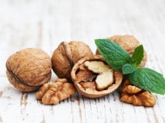 Walnuts May Boost Mood in Young Men: Study