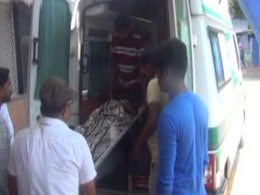 Woman Gives Birth on Tracks After Husband Allegedly Throws Her Off train Woman Gives Birth on Tracks After Husband Allegedly Throws Her Off train